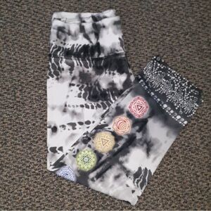 Bundle of two Onzie Yoga Leggings